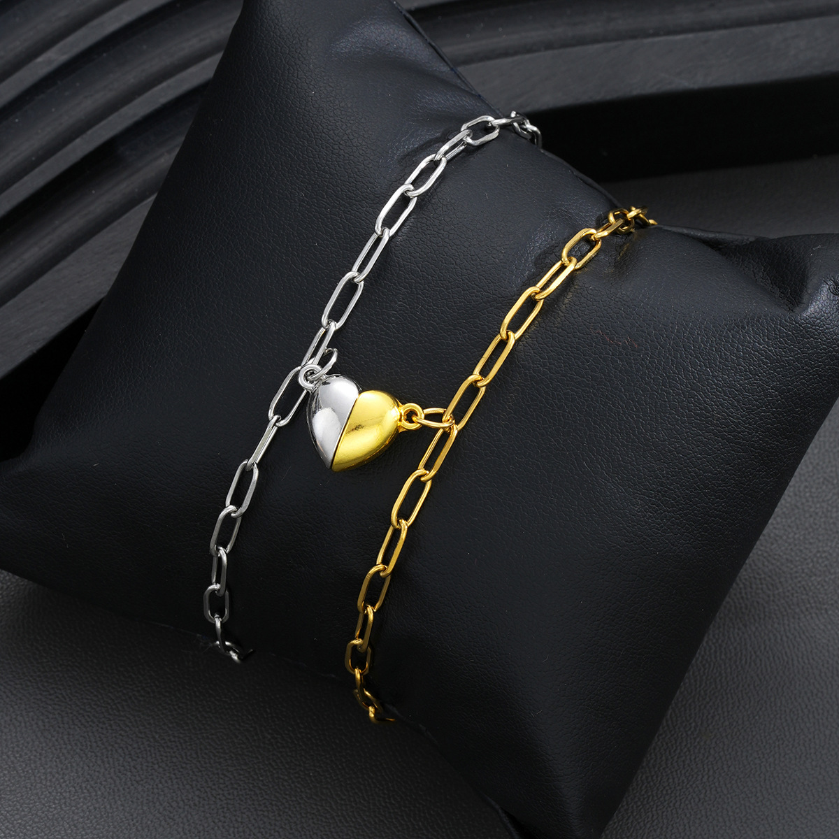 Magnetic Heart Couple Bracelet - Paperclip Magnetic Set recensione e prezzo