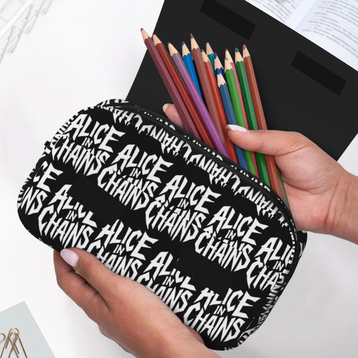 Alice In Chains Rooster Dirt L - Stationery And Office Supply Chain recensione e prezzo