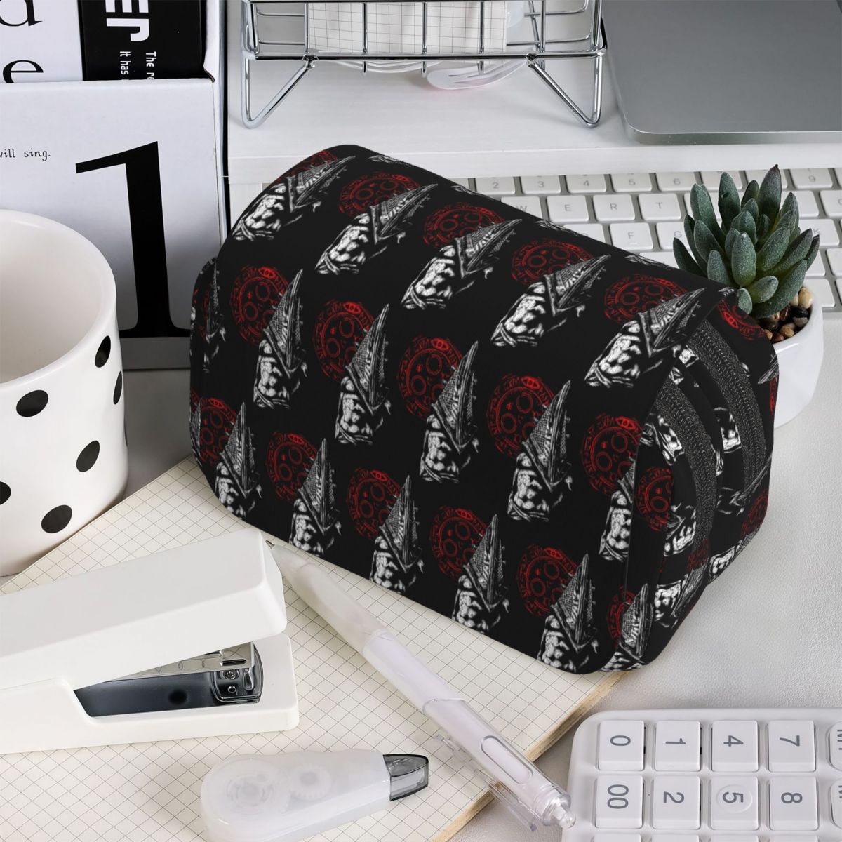 Chain Link And Fog Silent Hill - Stationery And Office Supply Chain recensione e prezzo